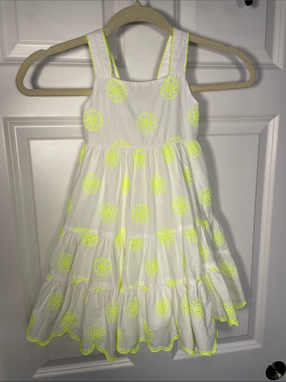 Mini Boden Girl’s Summer Dress 2-3 yr Embroidery Eyelet Sleeveless Tiered White